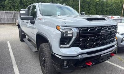 2024 Chevrolet Silverado HD ZR2