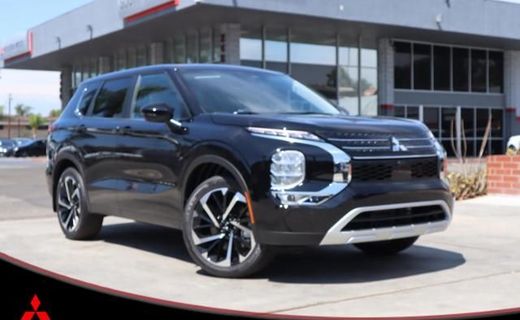 2022 Mitsubishi Outlander SE