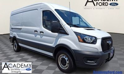 2024 Ford Transit Medium Roof