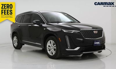 2024 Cadillac XT6 Luxury
