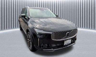 2025 Volvo XC90 Plus