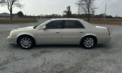 2008 Cadillac DTS Luxury III