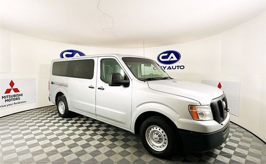 2019 Nissan NV SV V6