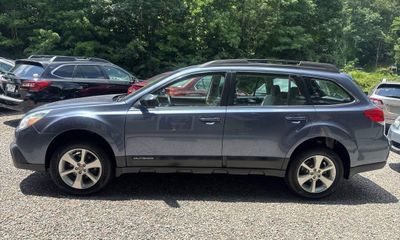 2014 Subaru Outback Base W O