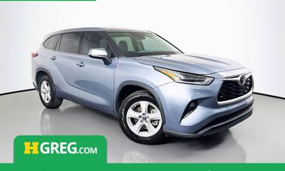 2021 Toyota Highlander LE