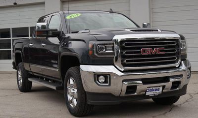 2019 GMC Sierra HD SLT