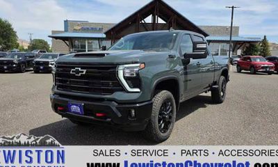 2025 Chevrolet Silverado HD LTZ