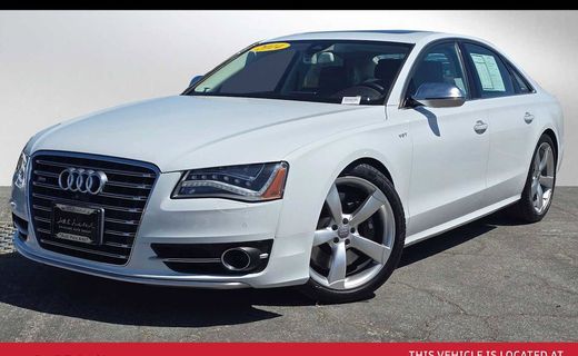 2014 Audi S8
