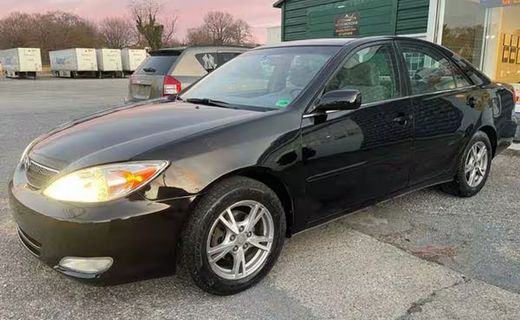 2002 Toyota Camry LE
