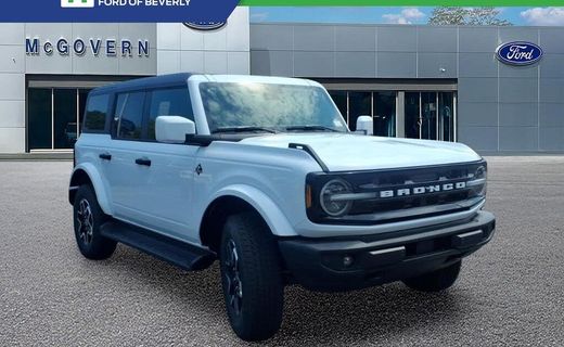 2026 Ford Bronco Outer Banks