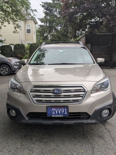 2017 Subaru Outback — a typically priced live listing