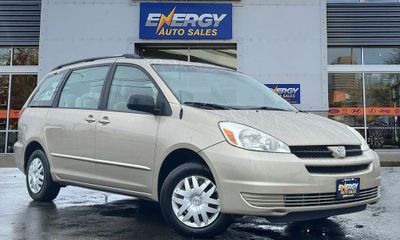 2005 Toyota Sienna LE