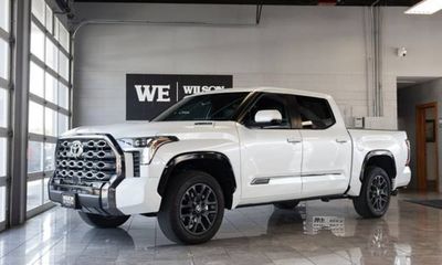 2025 Toyota Tundra Platinum