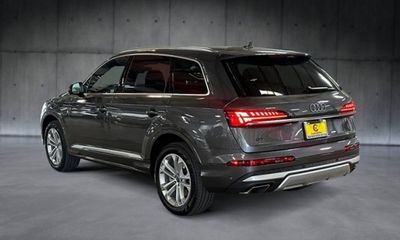 2025 Audi Q7 Quattro Premium