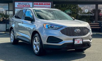 2024 Ford Edge SE