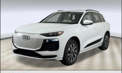 2025 Audi Q6 Premium Plus