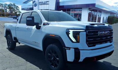 2026 GMC Sierra HD AT4