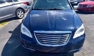 2014 Chrysler 200 Limited