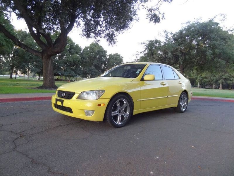 2002 Lexus IS — a typically priced live listing