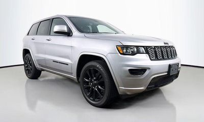 2018 Jeep Grand Cherokee Laredo