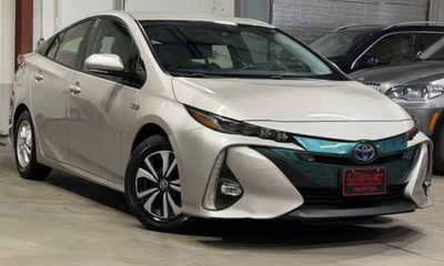 2017 Toyota Prius Prime phev Three Four ADV