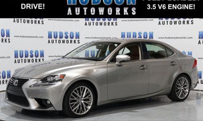 2016 Lexus IS 300