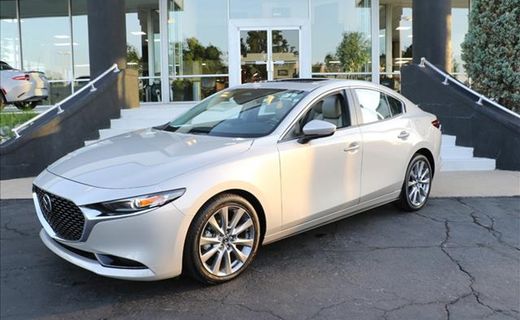 2025 Mazda MAZDA3 Preferred Package