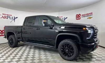 2026 Chevrolet Silverado HD LT