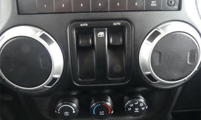 2011 Jeep Wrangler Sahara Unlimited
