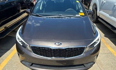 2017 Kia Forte LX Base