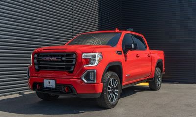 2022 GMC Sierra Limited AT4
