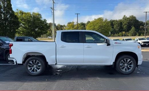 2026 Chevrolet Silverado RST