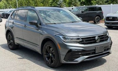 2023 Volkswagen Tiguan 4Motion SE R