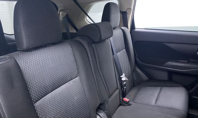 2018 Mitsubishi Outlander ES