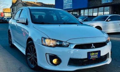 2017 Mitsubishi Lancer ES
