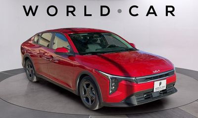 2025 Kia K4 LX LXS