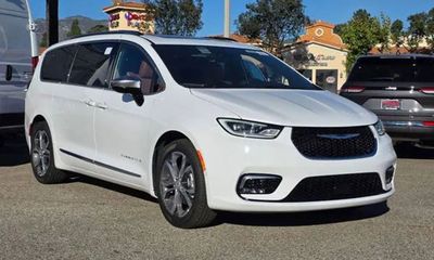 2026 Chrysler Pacifica Pinnacle