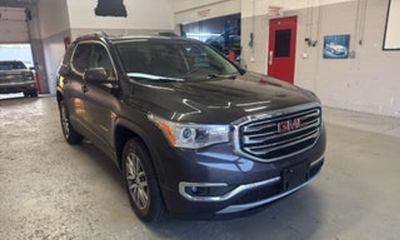 2017 GMC Acadia SLE 2