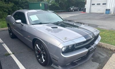 2014 Dodge Challenger SRT