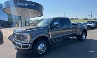 2026 Ford F-450 Platinum