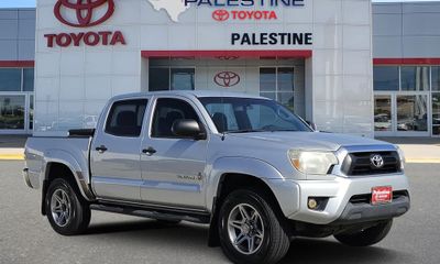 2013 Toyota Tacoma Delux
