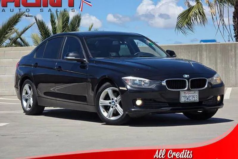 2013 BMW 320i — a typically priced live listing