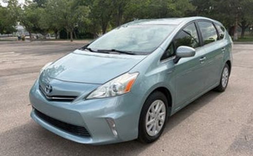 2014 Toyota Prius V TWO