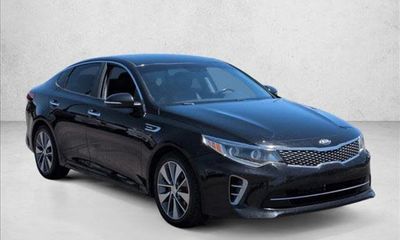 2017 Kia Optima 2 0T SX