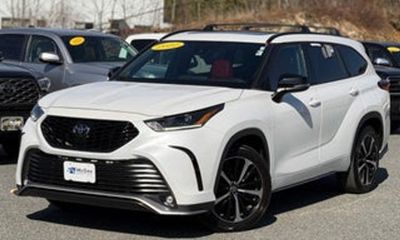 2022 Toyota Highlander Platinum