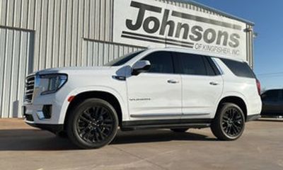 2024 GMC Yukon AT4