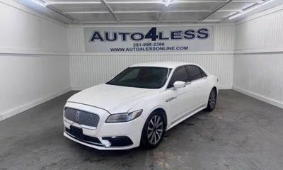 2017 Lincoln Continental Premier