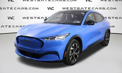 2022 Ford Mustang Mach-E Premium
