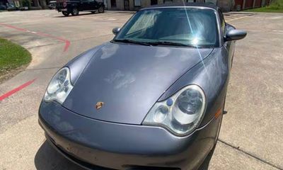 2002 Porsche 911 Cabriolet