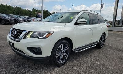 2018 Nissan Pathfinder S